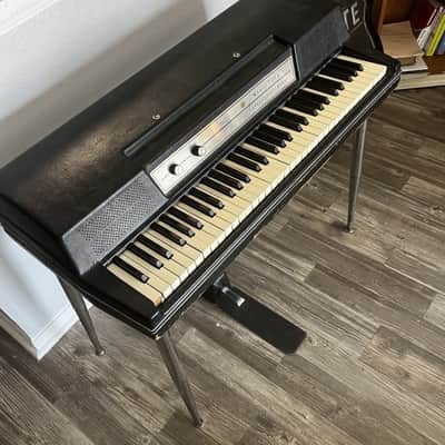 Wurlitzer 200 1972 - Black image 14
