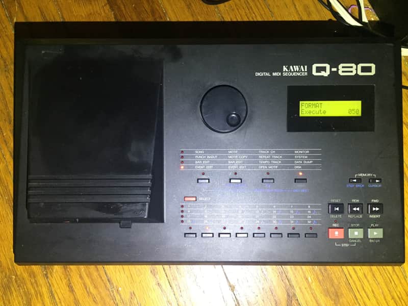 Kawai Q-80 MIDI Sequencer with HxC USB Floppy Emulator and USB drive! 32 track, power supply , Q80 image 1