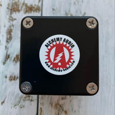 Alchemy Audio "Dead Bat" Dying 9 Volt Battery Simulator Effect Pedal Voltage Sag image 5