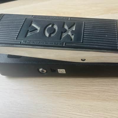 Vox V847A Wah with 9V Jack 2007 - Present - Black / Chrome image 3