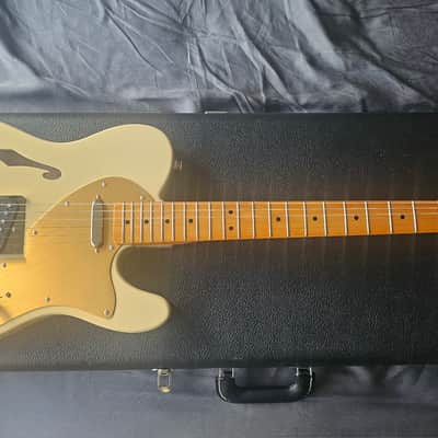 Squier FSR Classic Vibe '60s Telecaster Thinline in Desert Sand image 2