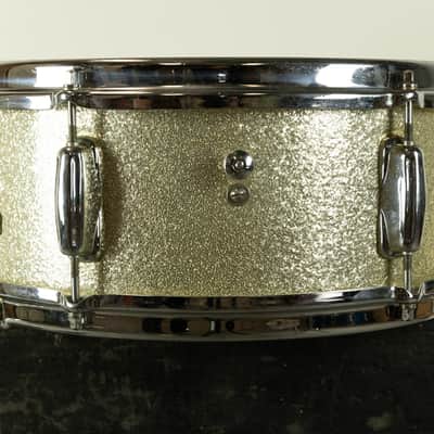 1964 Slingerland 5x14 Silver Sparkle Pearl Deluxe Student Model Snare Drum image 5