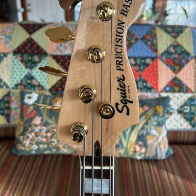 Squier 40th Anniversary Gold Edition Precision Bass 2022 - Present - Black image 3
