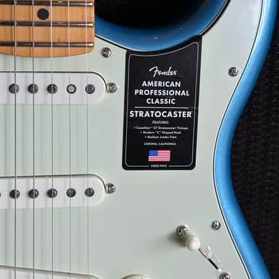 Fender American Professional Classic Stratocaster Unplayed image 2