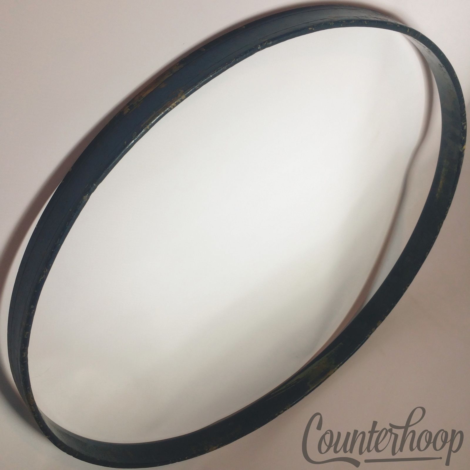 Ludwig & Ludwig 26" Bass Drum Hoop/Rim Vintage 20s 1Ply Maple Gold Sparkle/Blue — main photograph