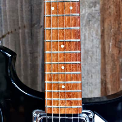 1989 Rickenbacker 610 - Jetglo image 11