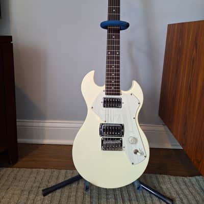 First Act Adam Levine Signature Model 222 2000s - White image 1