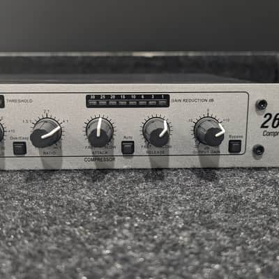 USED DBX 266xs Dual-Channel Compressor/Gate - Item 1 image 4