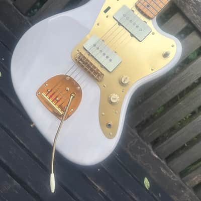 Fender JM-66 Jazzmaster Reissue MIJ blonde and gold image 2