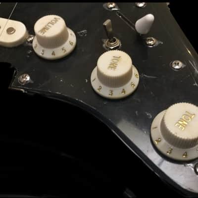 David Gilmour/Pink Floyd  Loaded Stratocaster Pickguard with 7 -WAY MOD & Black SSS set/3 knobs/1 tip image 8
