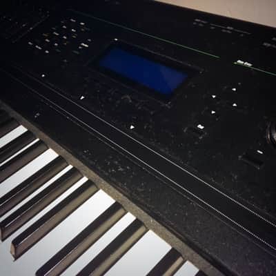 Kurzweil K2500X w. Swanflight Flightcase