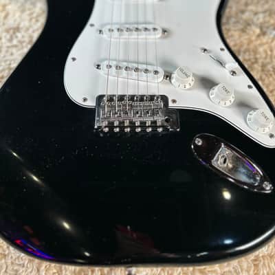 Fender Player Stratocaster MIM with Rosewood Fretboard Black image 3