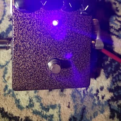 MZOFX Muff Fuzz Sustain  2013 Gain Distortion Overdrive drive hand made Mid Treble  Bass & Guitar image 6