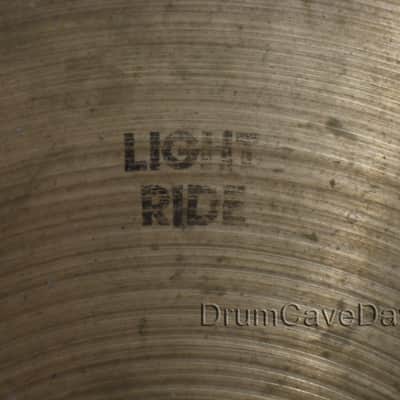 22" VINTAGE 1970s ZILDJIAN LIGHT RIDE CYMBAL, HOLLOW LOGO, BENDALE THIN, 2580 grams image 3