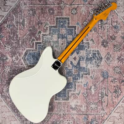 2019 Squier Classic Vibe ‘60s Jazzmaster Left Handed Olympic White Offset Electric Guitar W/ Fender Gigbag! image 4