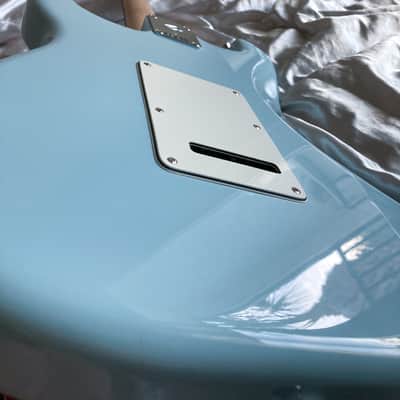 True Temperament Fender Stratocaster Sonic Blue & Gold Custom Guitar image 5