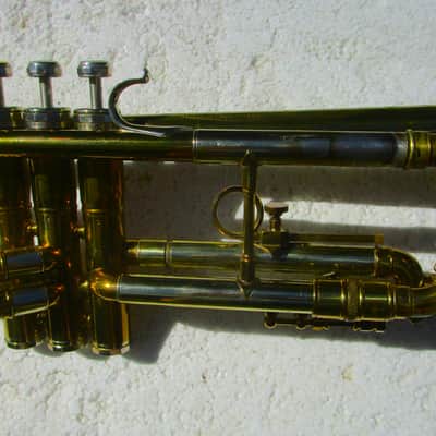 Blessing Super Artist Trumpet, 1952, Gold Lacquer, Case, Super Clean image 13