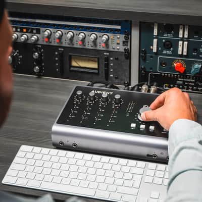Audient iD44 MKii USB Audio Interface-NEW image 4