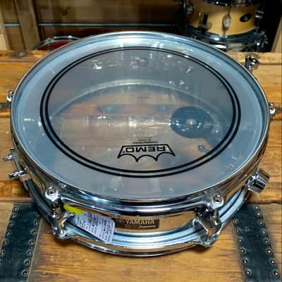 Yamaha Snare Drum Kit w/Bag + Stand + Sticks + Pad image 20