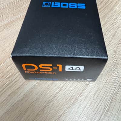 Boss DS-1-4A 40th Anniversary Distortion  2017 - Black / Yellow image 6
