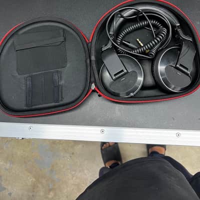 Pioneer HDJ-X10-K Professional DJ Headphones Black image 2