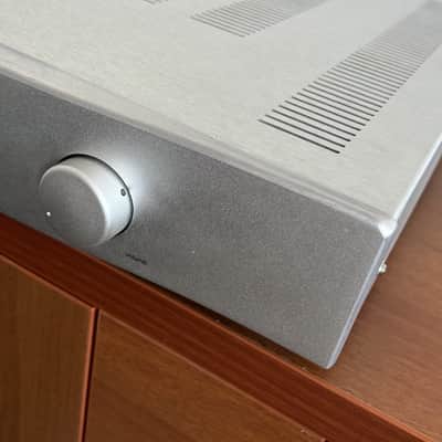 Hegel H1 Mk4 Integrated Amp Amplifier image 3