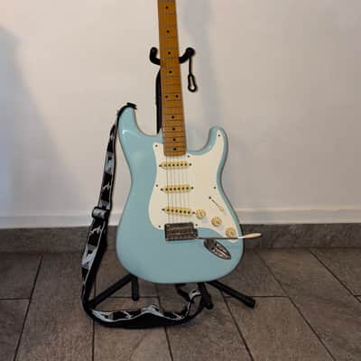Fender Vintera '50s Stratocaster Modified with Maple Fretboard 2022 - Daphne Blue image 1