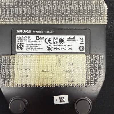 Shure GLXD6 Wireless Guitar Pedal Receiver with GLXD1 Z2 Wireless Bodypack Transmitter image 8