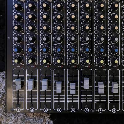 rare Studiomaster Diamond 12-2 - Brittish made Analog Mixer, 1980s, Warm, Saturation image 3
