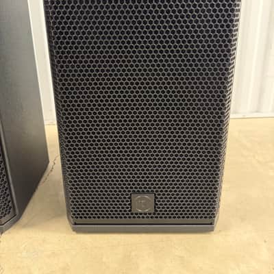 RCF NX 910-A Active PA Speakers (Pair) + Gator totes image 3