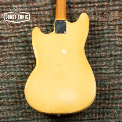 Vintage 1965 Fender Mustang, L Serial, pre-CBS era, w/ original case image 3