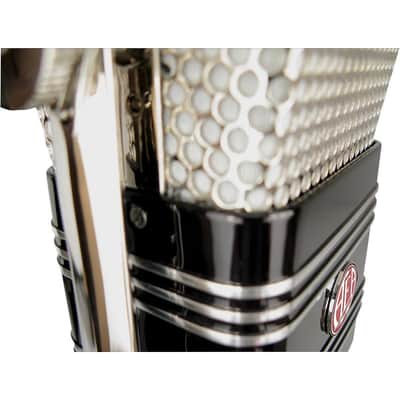 AEA R44C Ribbon Microphone image 3