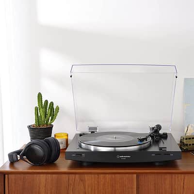 Audio-Technica Fully Automatic Wireless Belt-drive Turntable - White + 26 Month Protection Pack image 9