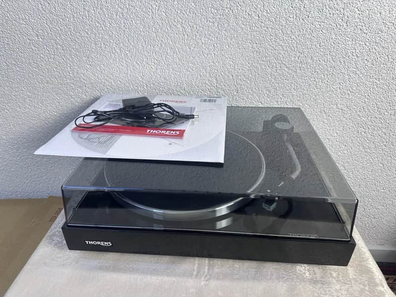 Thorens TD 204 Plattenspieler Mit Zubehör / OVP image 1
