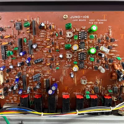 Roland Juno-106 61-Key Programmable Polyphonic Synthesizer 1984 - 1985 Fully Serviced image 15