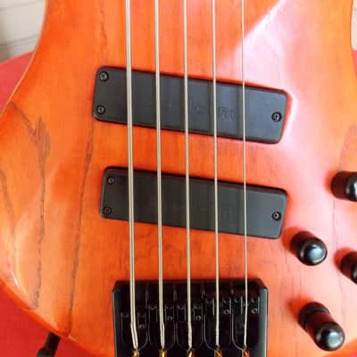 ROSCOE 2007 Limited Edition LG 3005 5-STR BASS!! No. 2 OF 12! Excellent condition!! image 3