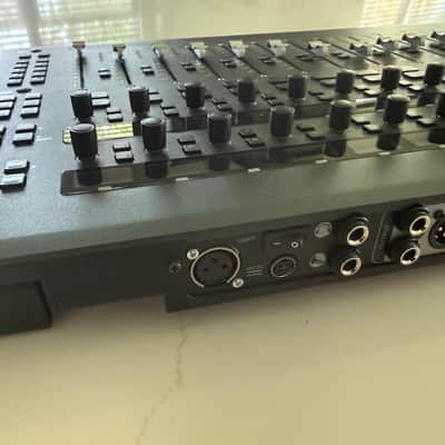 Avid S3 Control Surface and Dock S3 2020 - black image 3
