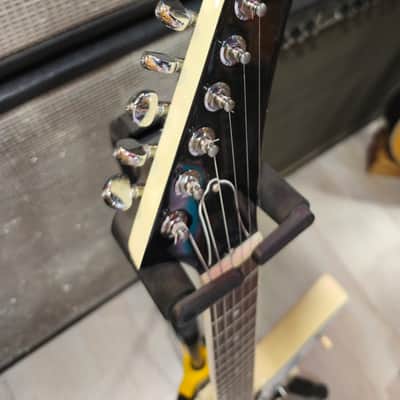 Gibson '70s Explorer 2023 - Present - Classic White image 3