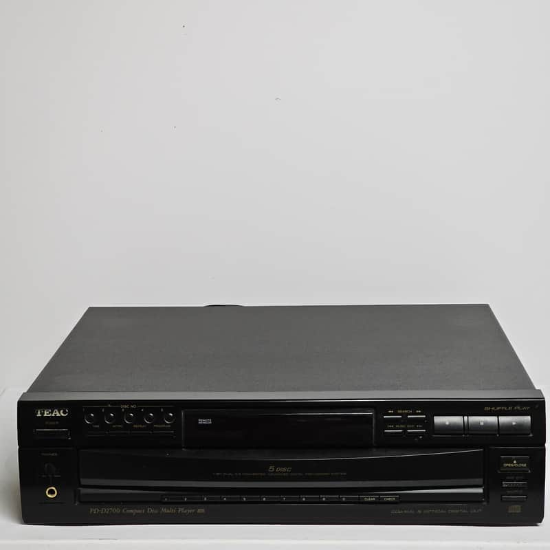 TEAC PD-D2700 5-Disc Compact Disc Player – 2000 – With RCA Cable image 1