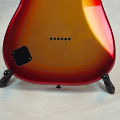 Squier Contemporary Stratocaster Special HT Sunset Metallic image 4