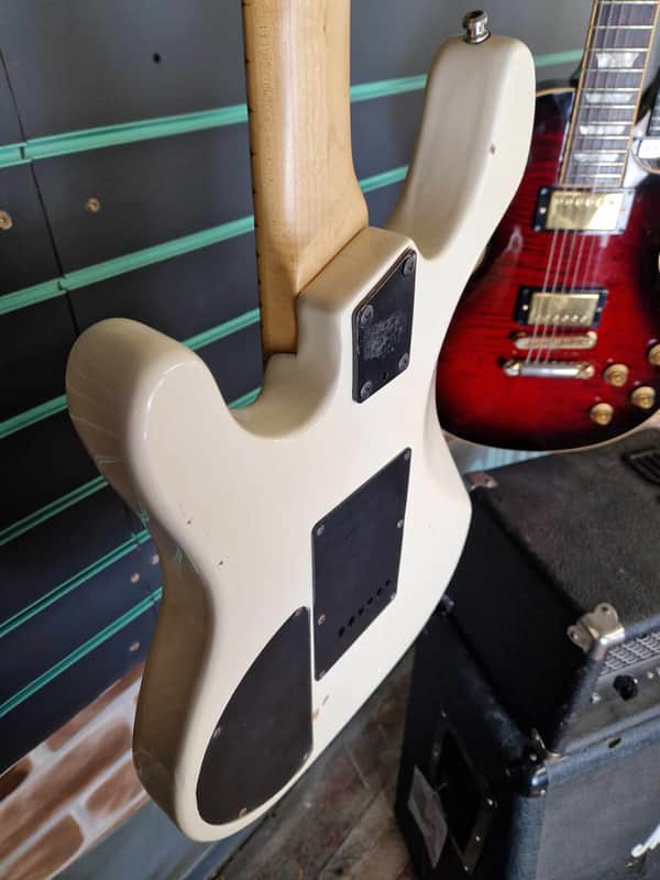 Peavey Tracer Gloss White 1991 Electric Guitar | Reverb