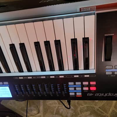 Samson Graphite 49 USB MIDI Keyboard Controller 2010s - Black/White image 10