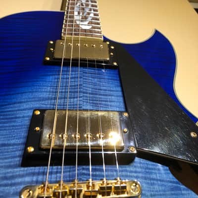 Michael Kelly Phoenix Jazz Archtop Semi Hollowbody 2005 - Blue Burst Flametop image 9
