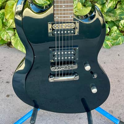 ESP LTD Viper-10 Electric Guitar - Black image 2