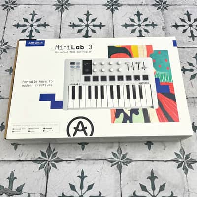 Arturia MiniLab MKIII 25-Key MIDI Controller image 7
