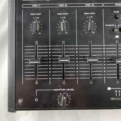 Realistic Radio Shack Model 32-1200B Stereo Mixer DJ Audio Mixing Console image 2