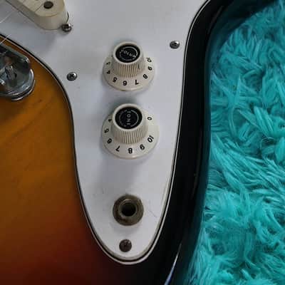 1975 Guyatone LG-23 Electric Guitar – Made in Japan – Sunburst – Original Case & Paperwork image 6