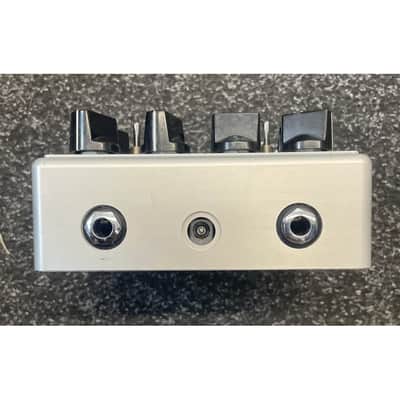 Darkglass Electronics Vintage Ultra Preamp Pedal for Bass Guitar Pre-Owned image 3