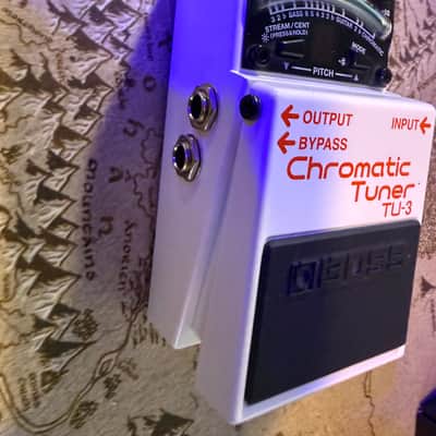 Boss TU-3 Chromatic Tuner 2009 - Present - White image 2