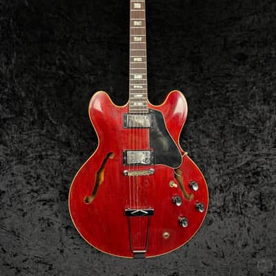 Gibson ES 335 TDC from 1968-69 in cherry red with original case image 1